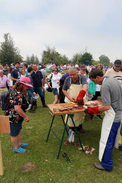 Fiesta del cordero en Llagüezos, Lena