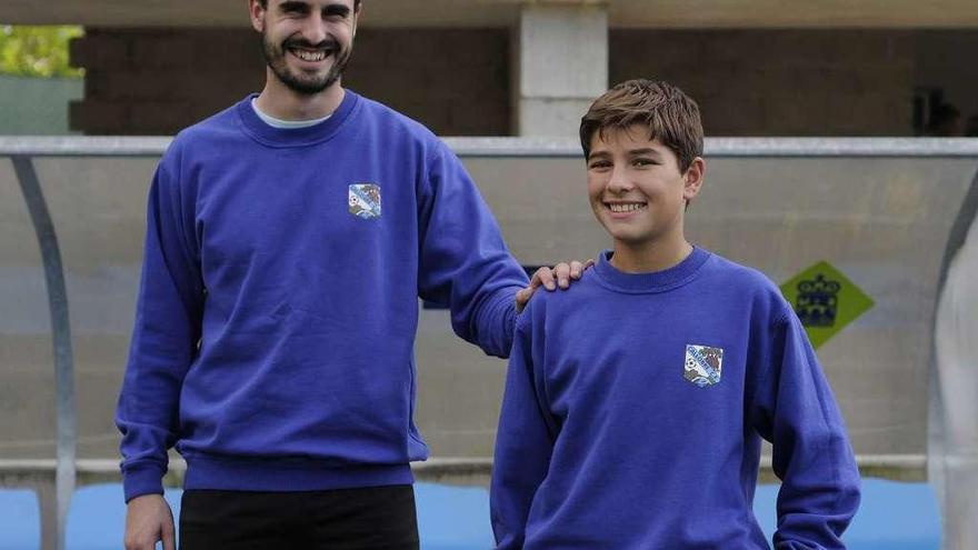 Jaime Castro salvó hace dos años a su jugador Alberto López durante un partido. // Bernabé