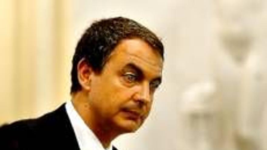 Zapatero dice que la tarifa de la luz subirá según el petróleo