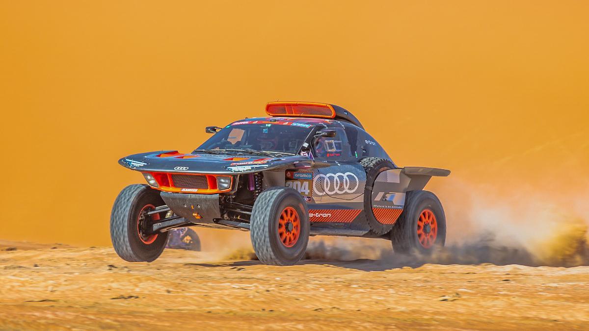 Loeb recorta diferencias con Sainz, que sigue líder