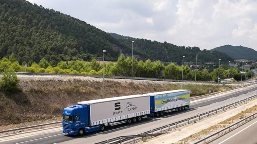 Seat y Grupo Sesé estrenan el duotráiler de más de 30 metros