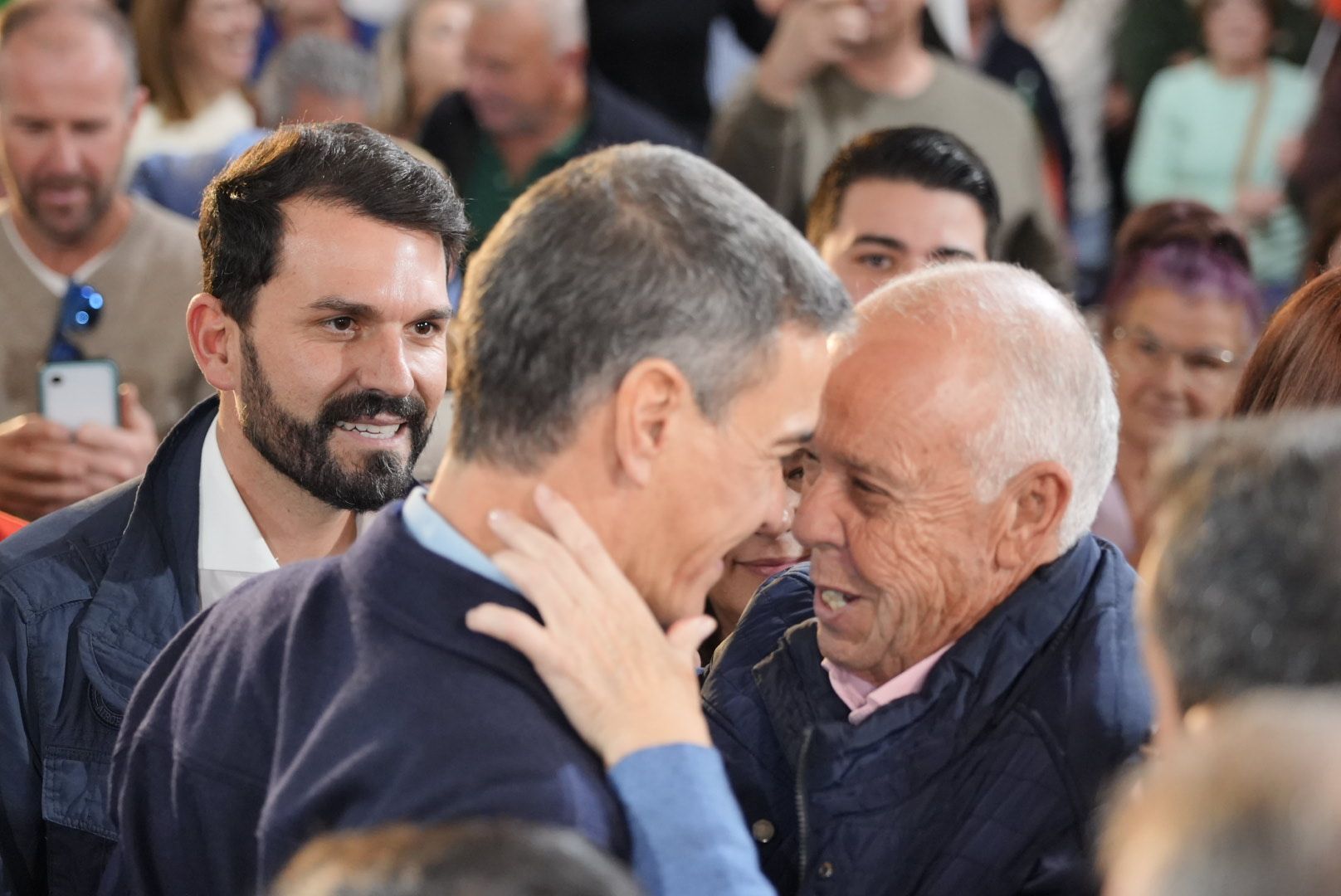 Fotogalería | Pedro Sánchez conquista Mérida