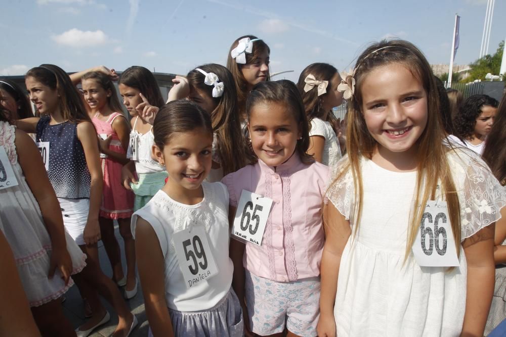 Las candidatas a la Corte de Honor Infantil, en l'Oceanogràfic