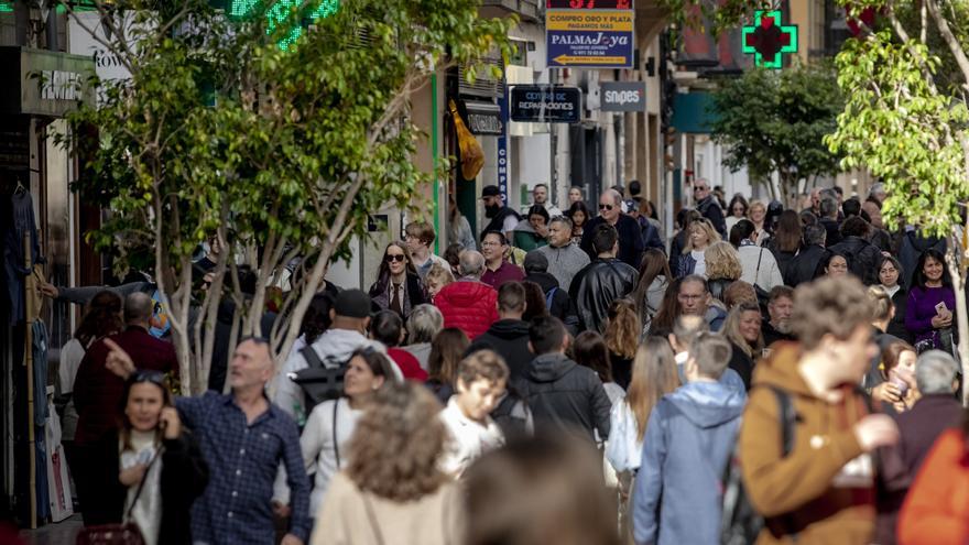 Al comercio balear le cuesta recuperarse: pierde 244 empresas