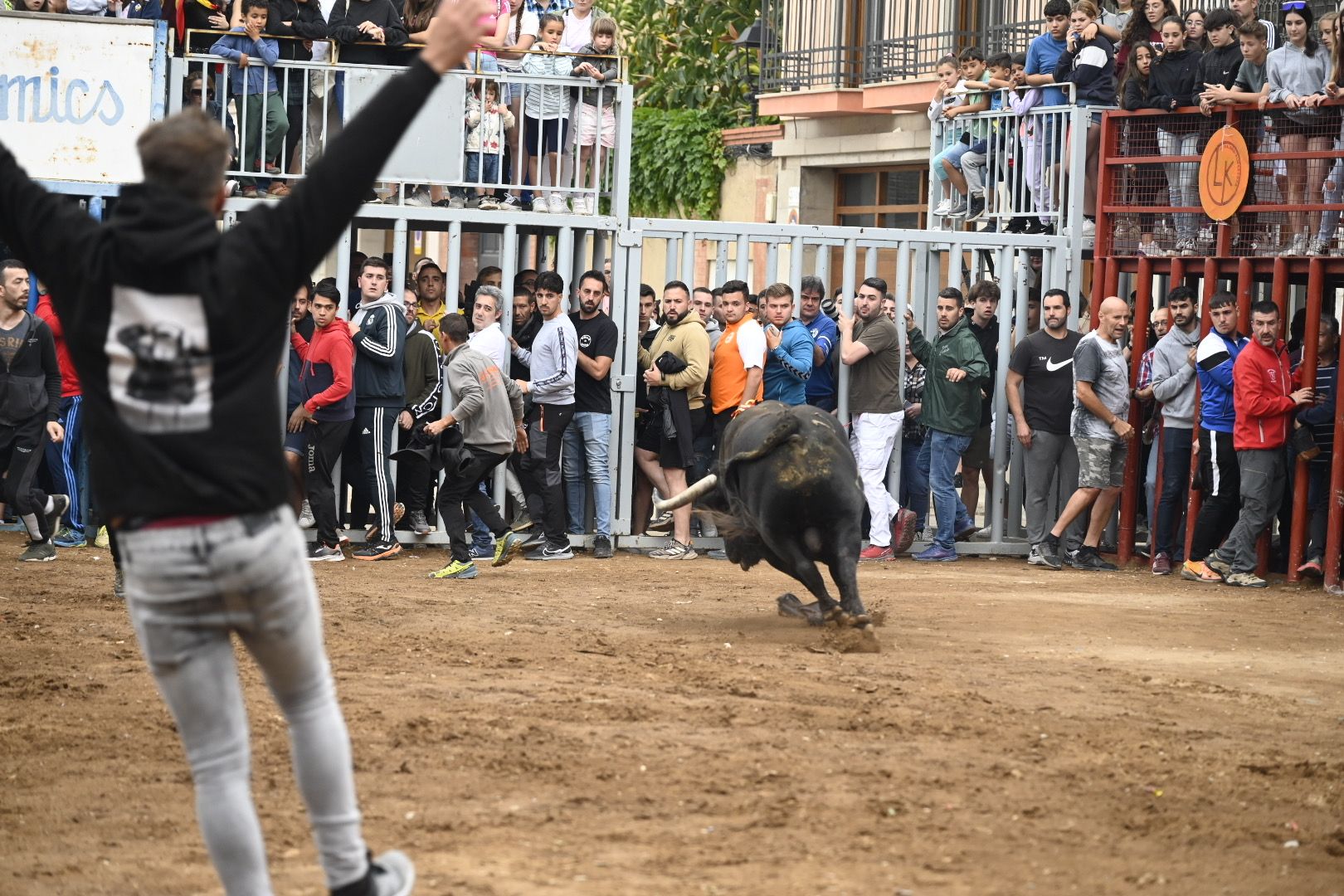 Galería | Las imágenes de la penúltima tarde de toros de las fiestas de Almassora