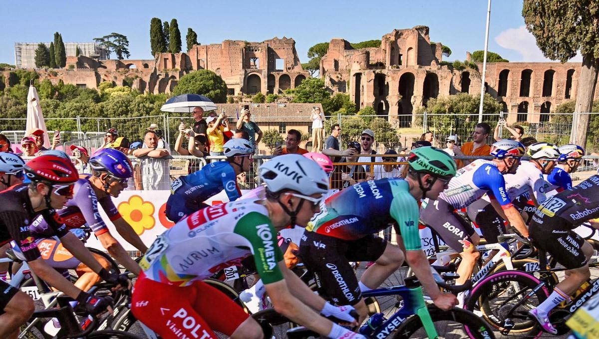 Las mejores imágenes de la 21ª etapa del Giro de Italia.