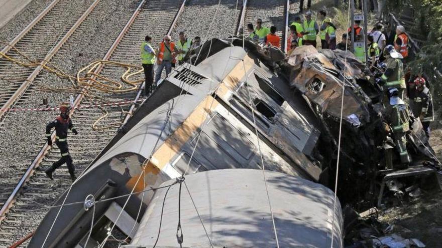 El maquinista del tren de O Porriño recibió dos avisos para que frenara