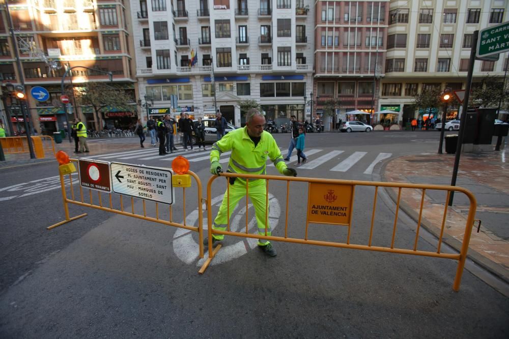 La plaza del Ayuntamiento, cerrada al tráfico en navidad