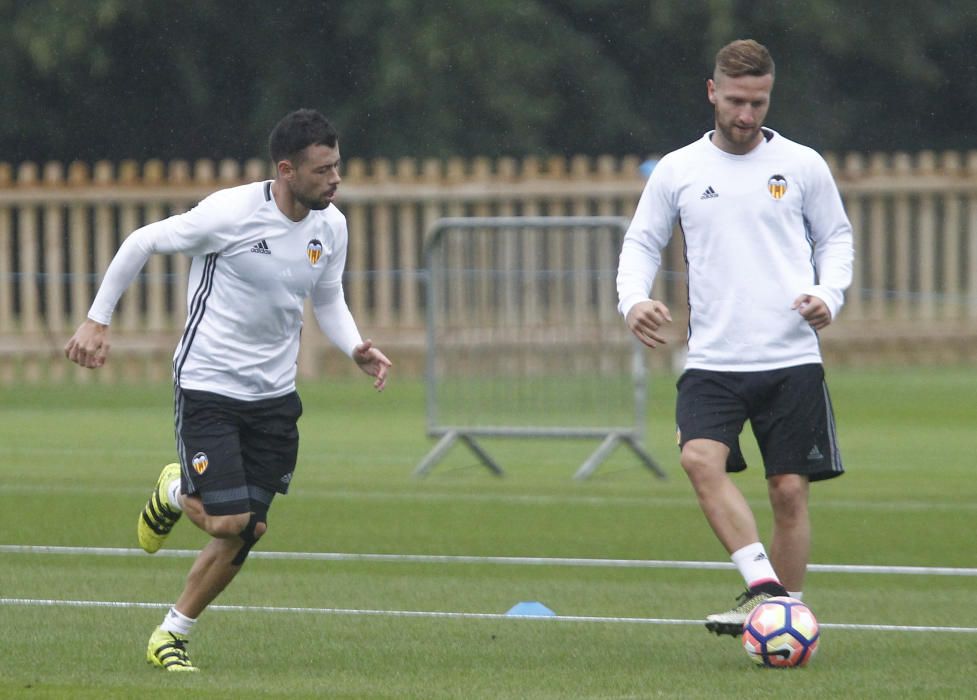 Entrenamiento del Valencia en Marlow