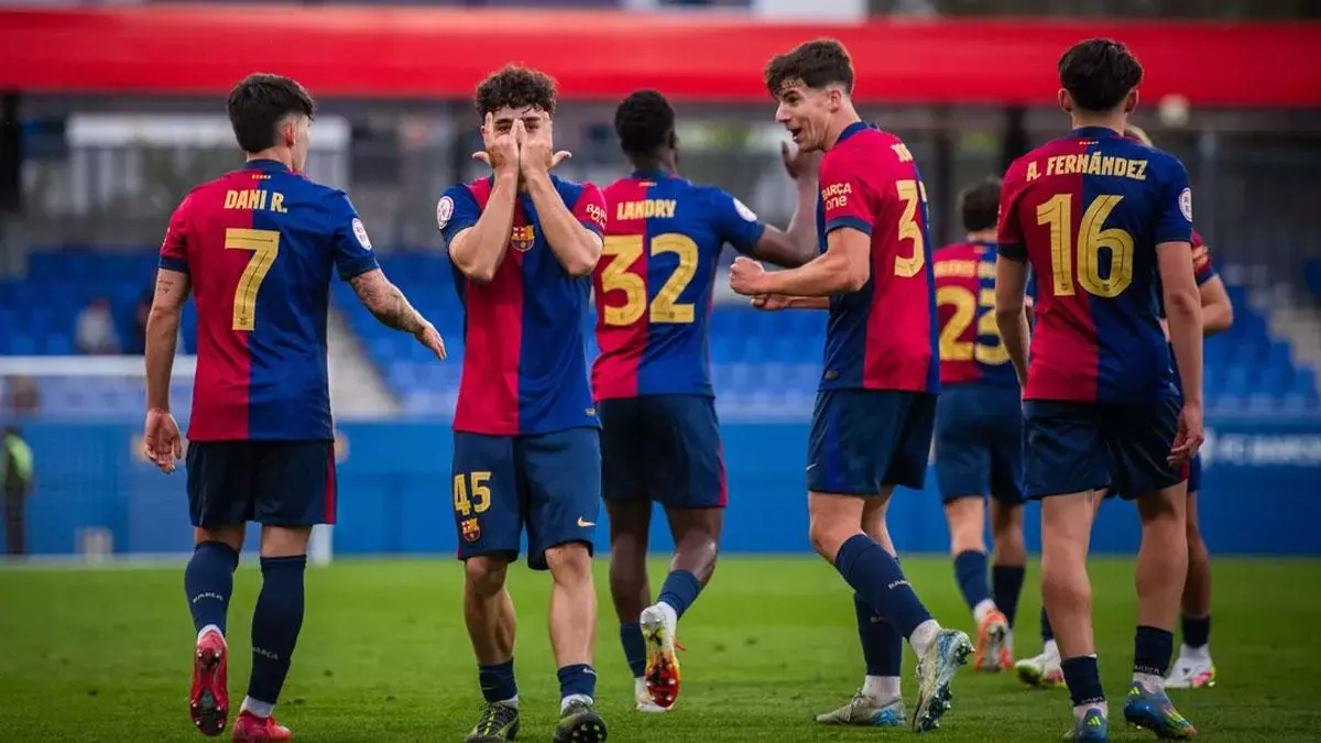 Bar?a Atl豕tic - Amorebieta, en vivo hoy: el partido de Primera RFEF