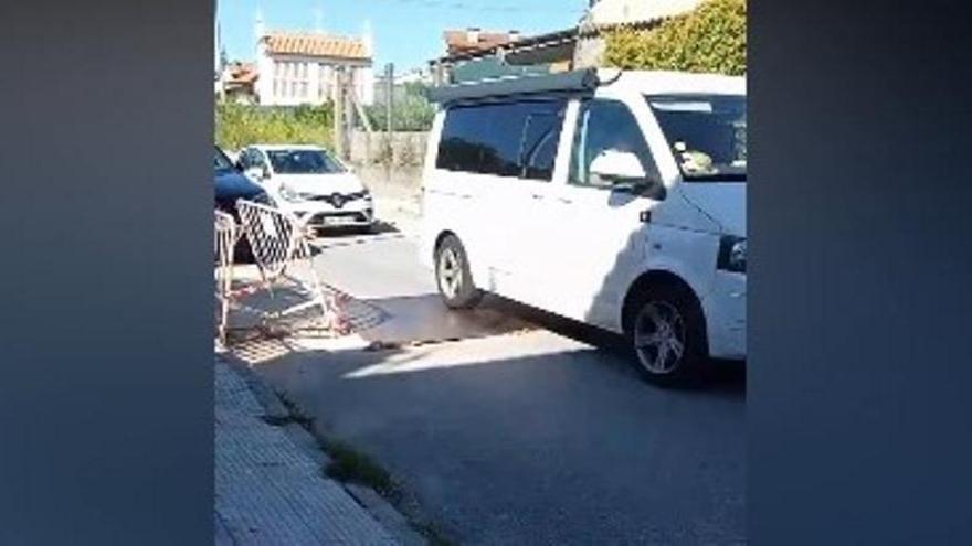 Un año sin dormir por una chapa: el ruido que tiene al límite a los vecinos de Bueu