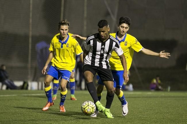 FÚTBOL BASE JUVENIL