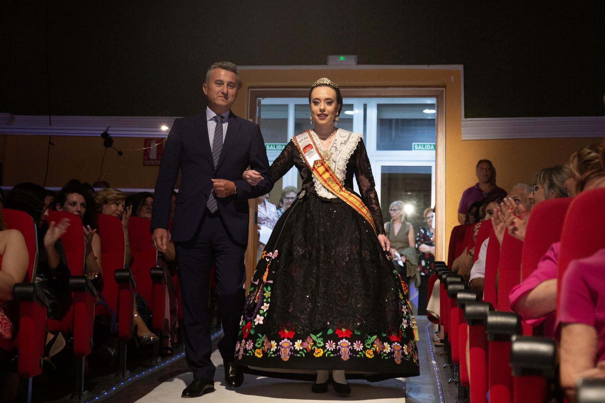 Cheste presenta a la Reina de la Vendimia de 2023 en el 50 aniversario de la fiesta