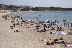 Tres persones moren ofegades en un dia a les platges catalanes