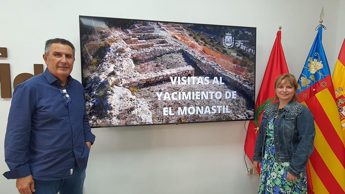 Los concejales Amado Navalón y Rosa Vidal, responsables de Patrimonio y Turismo en Elda