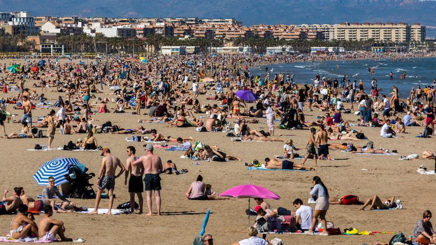València roza los 30 grados en un domingo propio de julio