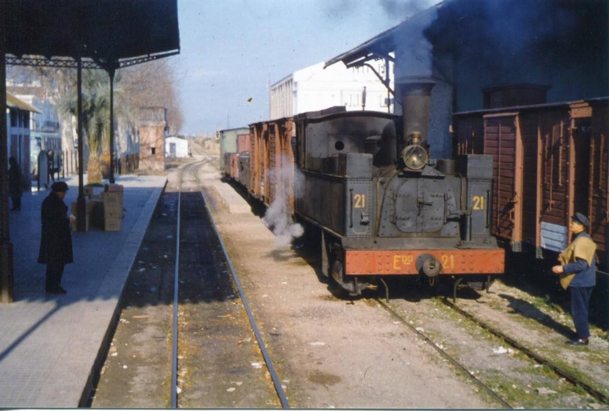 Uno de los últimos trenes, en el recorrido entre Gandia y Dénia.