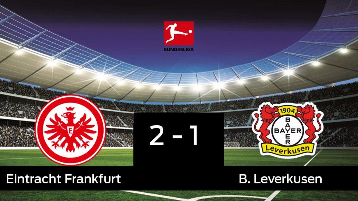 Triunfo del Eintracht Frankfurt por 2-1 frente al Bayern Leverkusen