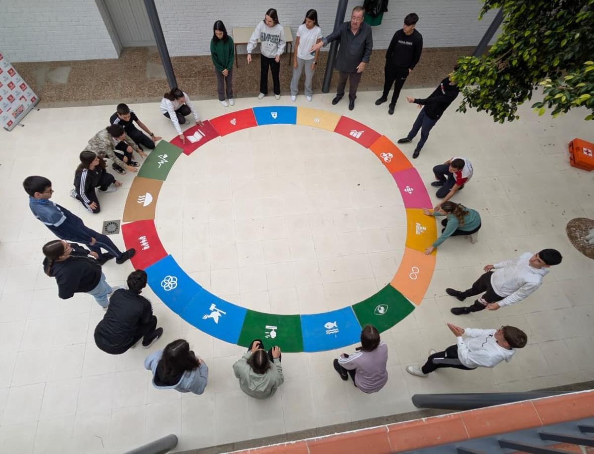 El programa #MovimientoODS de la Diputación de Badajoz acerca los valores de la Agenda 2030 a más de 2.300 jóvenes.