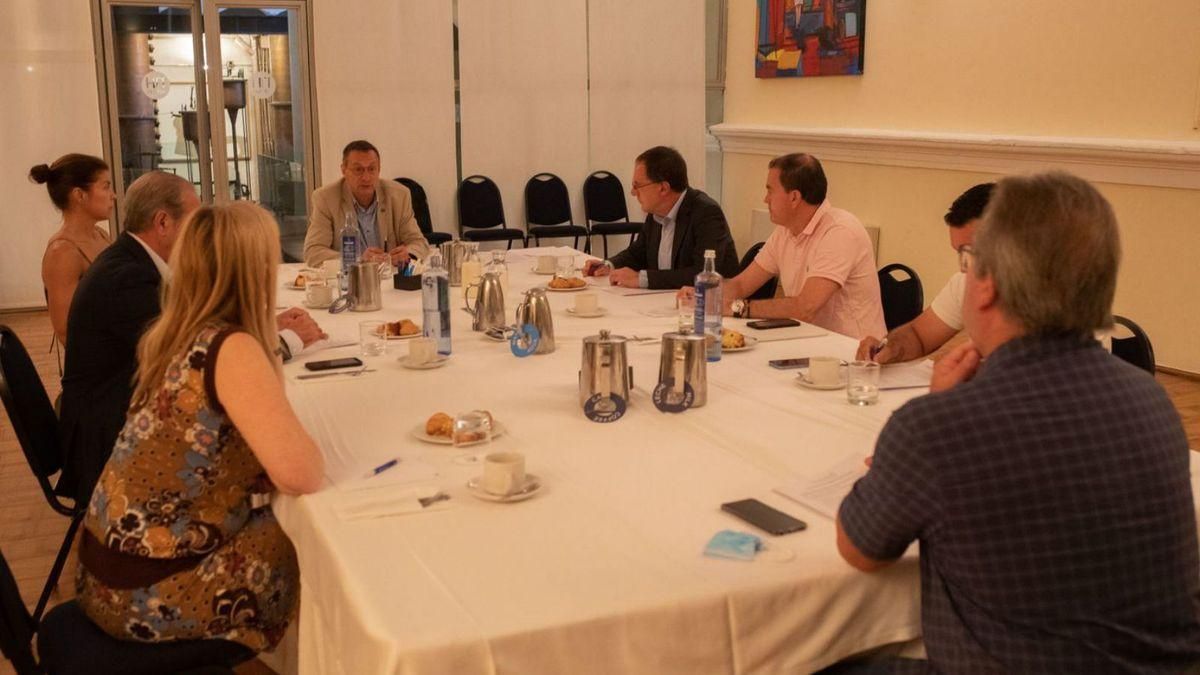 Una de las últimas reuniones de Zamora 10 y representantes de las instituciones.