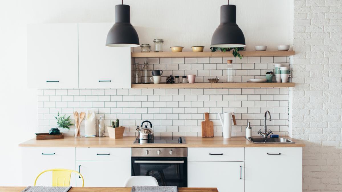 De los platos de flores a los paños de colores: llena tu cocina de primavera con lo nuevo de Primark