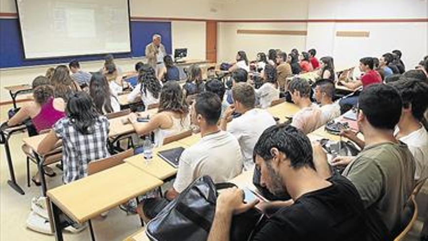 La UJI refuerza su apuesta por los idiomas