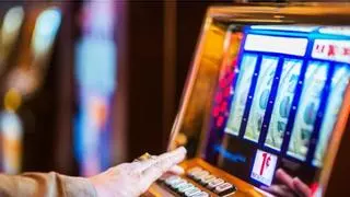 Los graves problemas de la adicción al juego en los menores