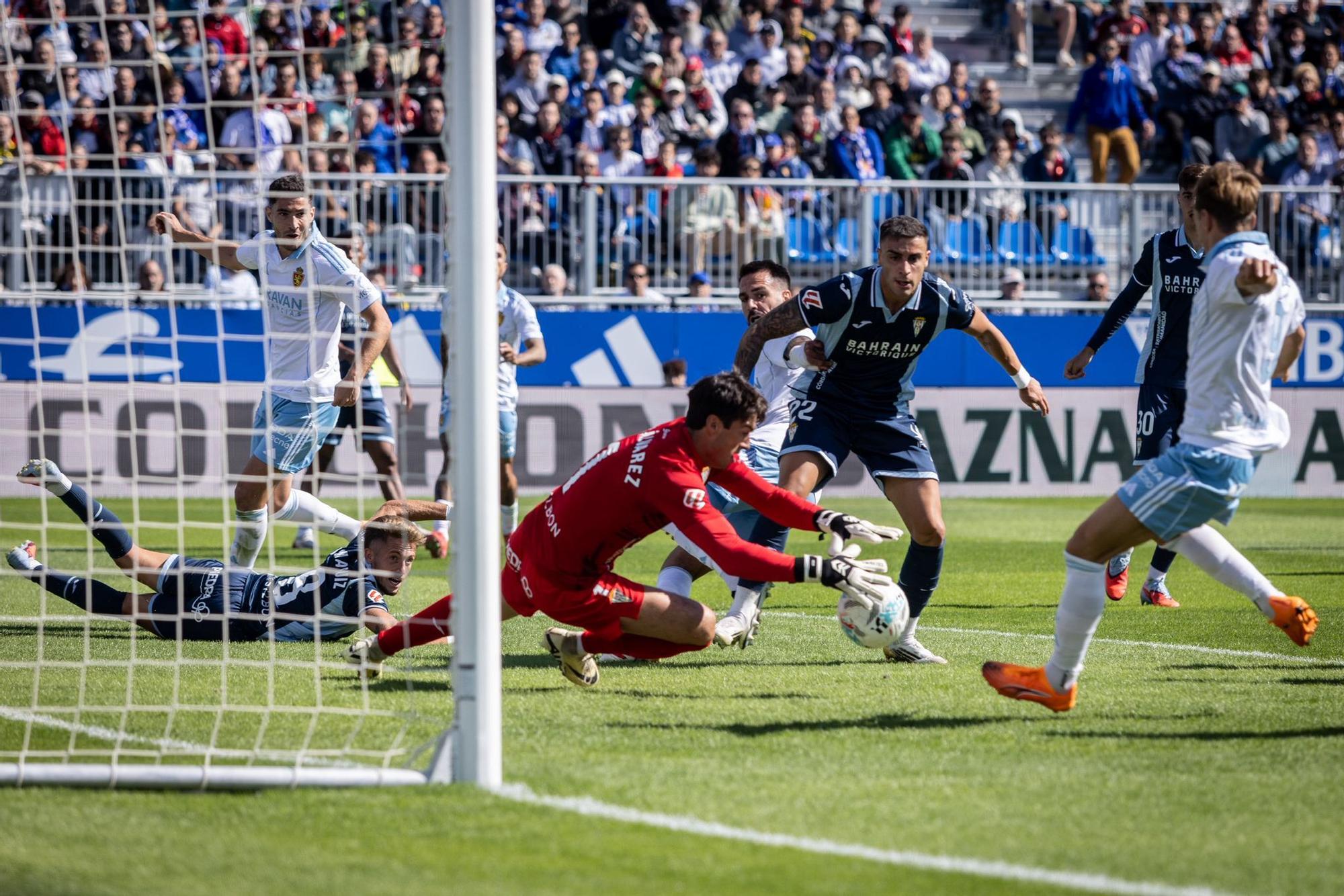 En imágenes | El Real Zaragoza buscar extender las fiestas al Ibercaja Estadio