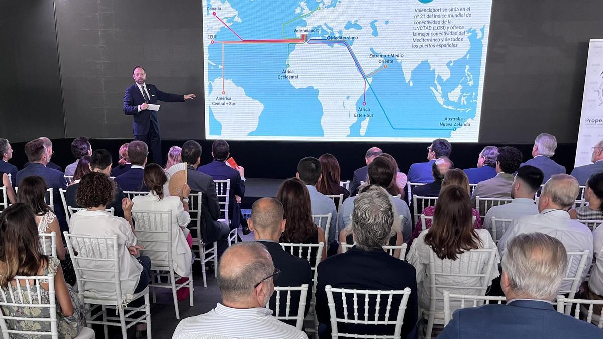 Alfredo Soler, presidente de Propeller València, en un momento de su intervención.
