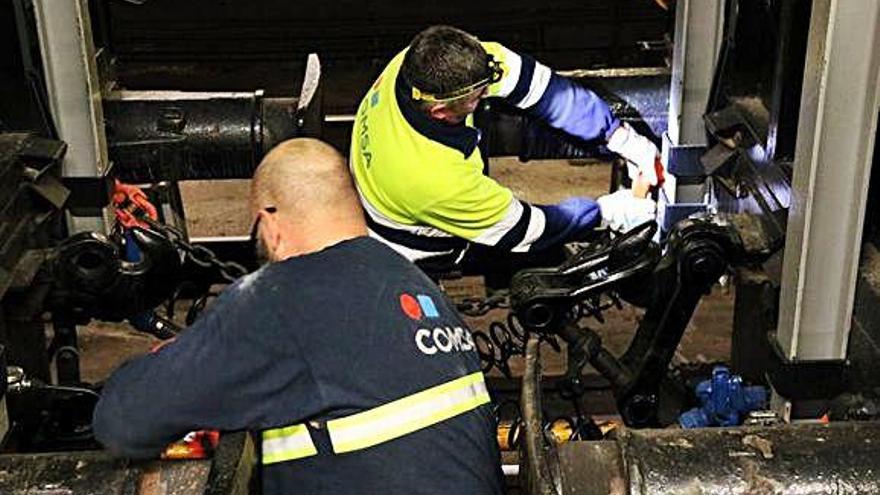 Tanquen l&#039;estació de metro de la Verneda per retirar-hi les planxes d&#039;amiant