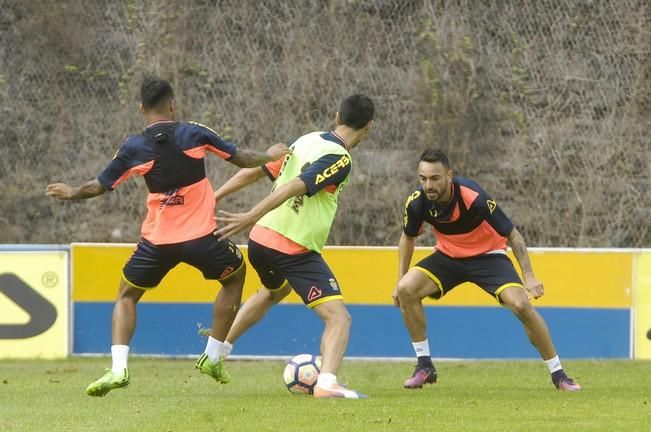 ENTRENAMIENTO DE LA UD LAS PALMAS EN BARRANCO ...