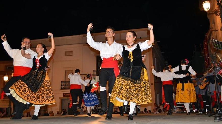 El IX Festival Folclórico Sanvicenteño despide las fiestas en honor al patrón