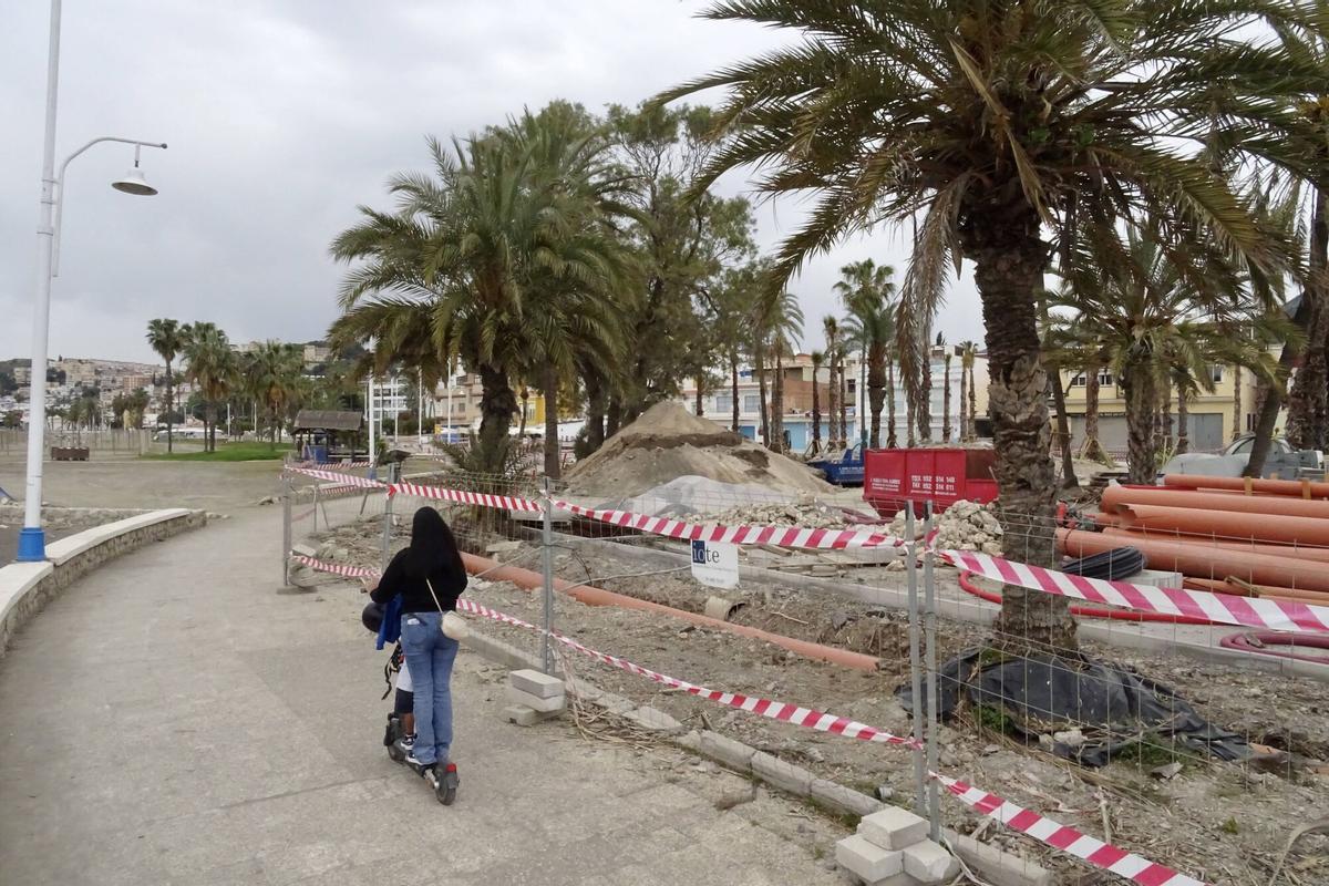 Con Málaga subraya que "El Palo y Pedregalejo no son solo un frente litoral ni un escaparate turístico".