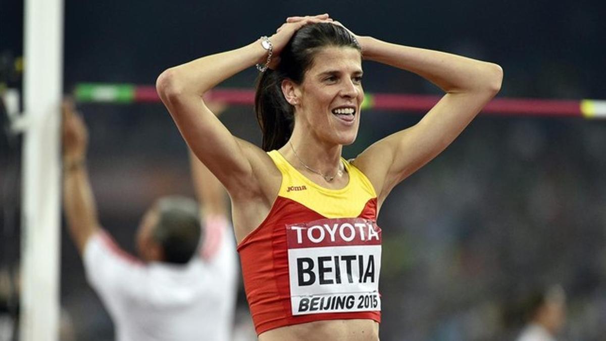 Beitia se disculpa tras quedar eliminada en 2,01 metros, en la final de altura.