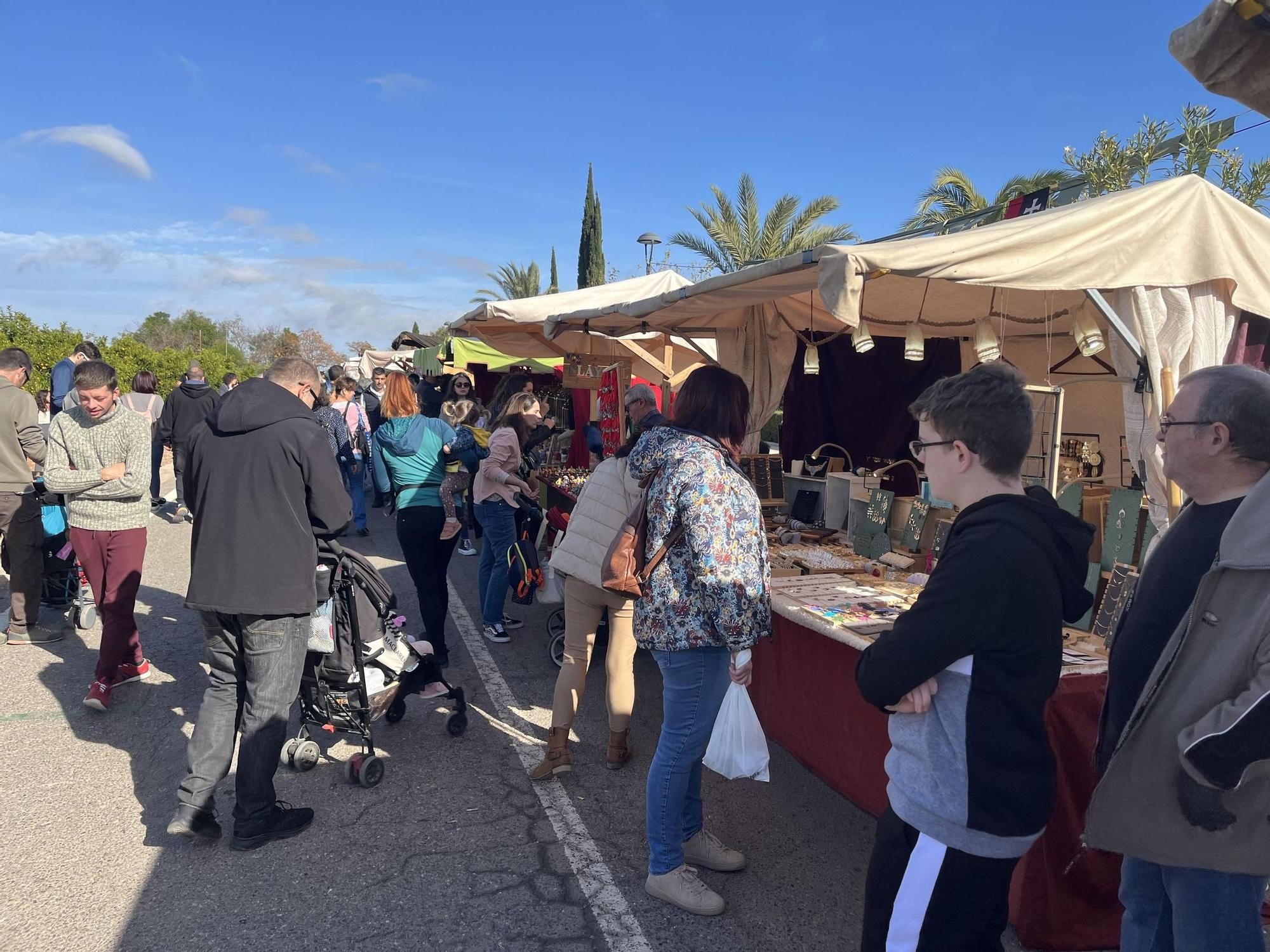 El multitudinario viaje al pasado de la Feria Medieval de Mascarell, en imágenes