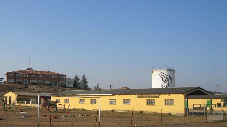 Escuela de capacitación agraria de Santa Croya, a subasta.