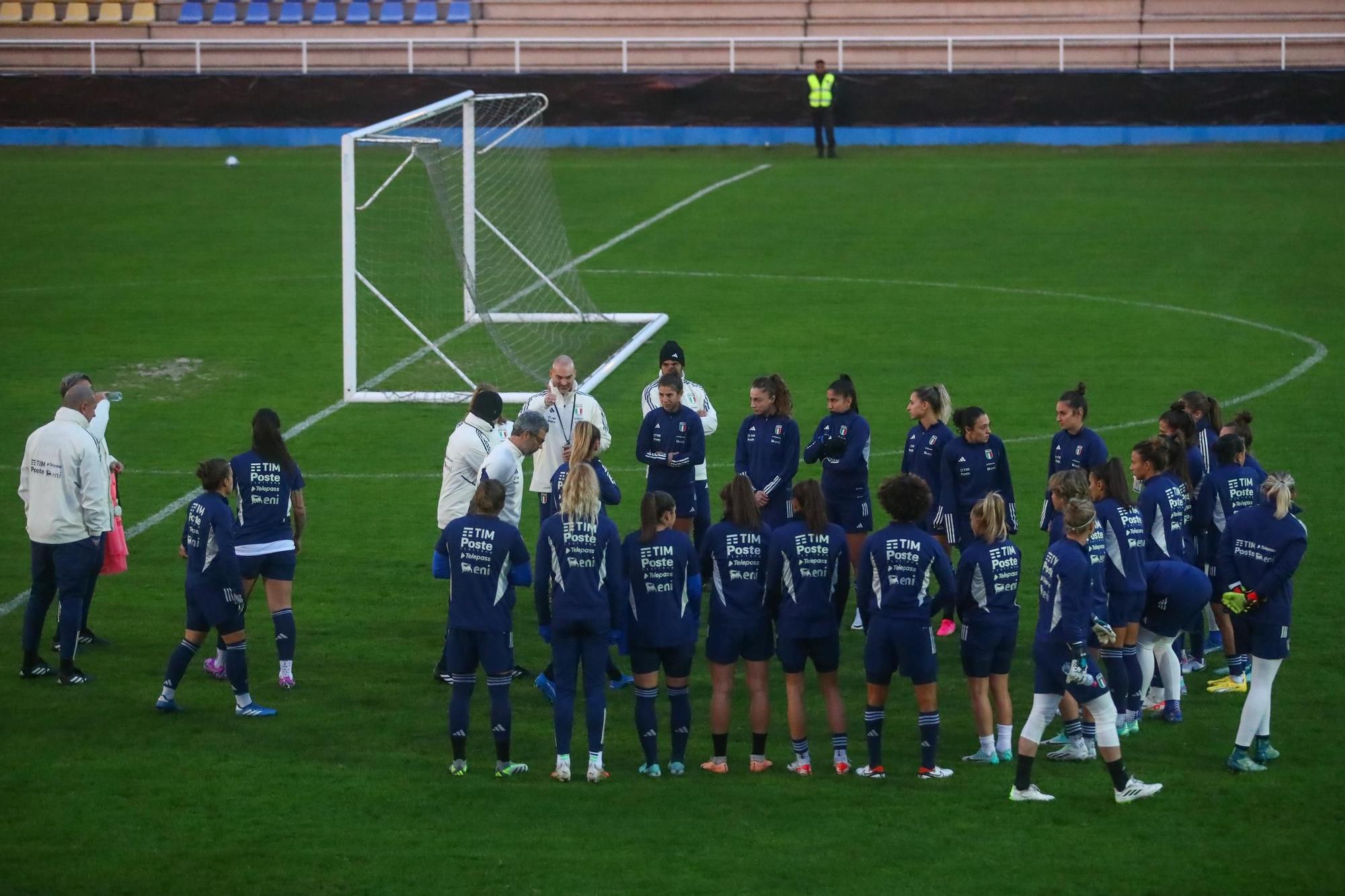 La selección de Italia, durante la sesión de entrenamiento en Cambados