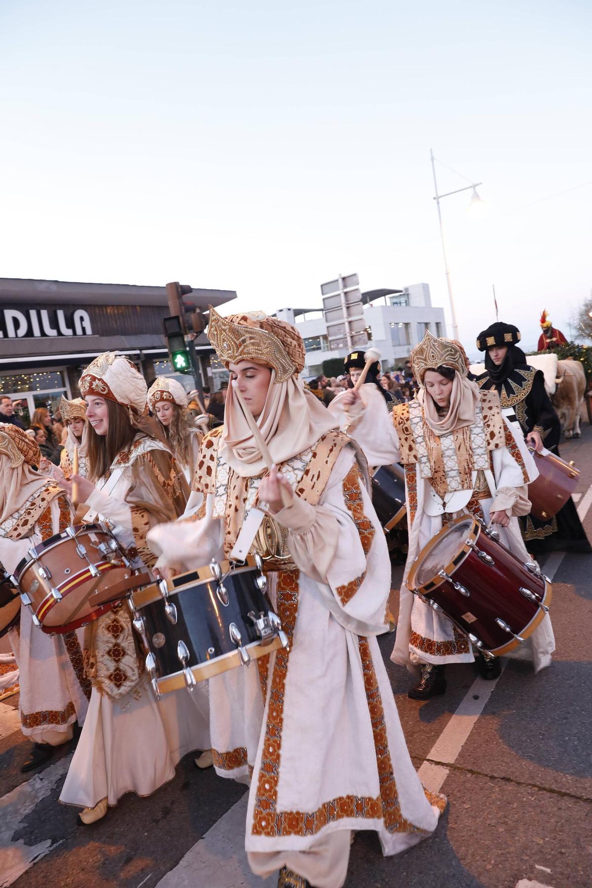 EN IMÁGENES: La llegada del Cartero Real a Salinas