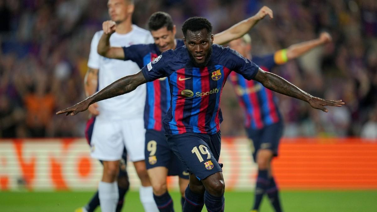 Franck Kessie celebra su primer gol con el Barça