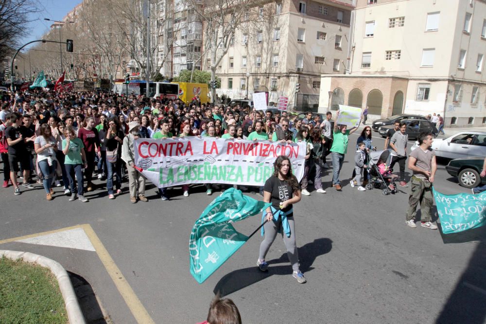 Protestas en defensa de la escuela pública en Cartagena