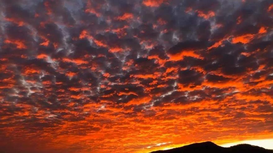 Una instantánea del amanecer captada desde Alcoy.