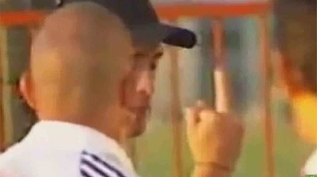 Ronaldo aixeca el dit del mig als aficionats