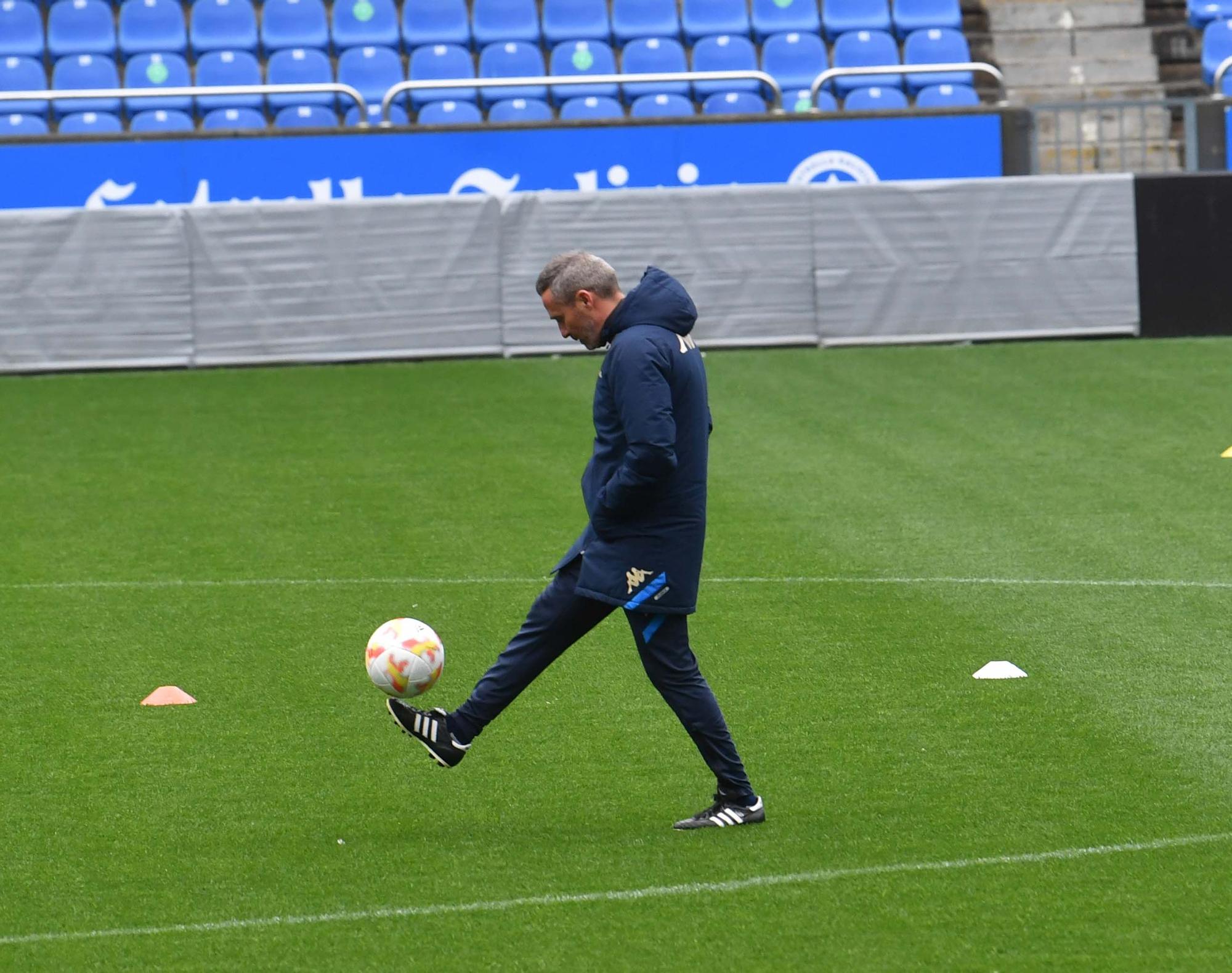 Último entrenamiento del Deportivo antes de medirse al Celta B