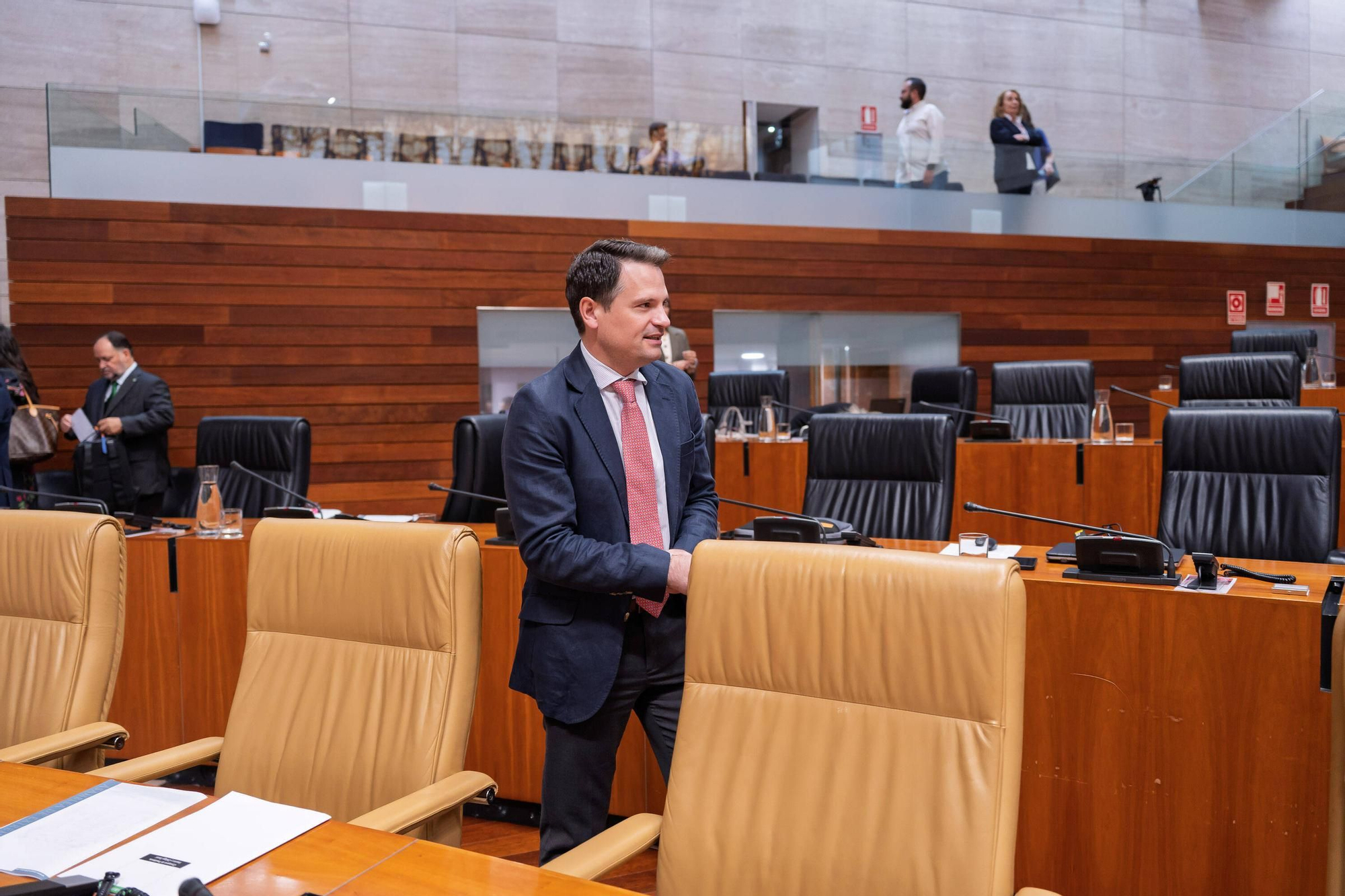 Fotogalería | Las imágenes del pleno en la Asamblea de Extremadura