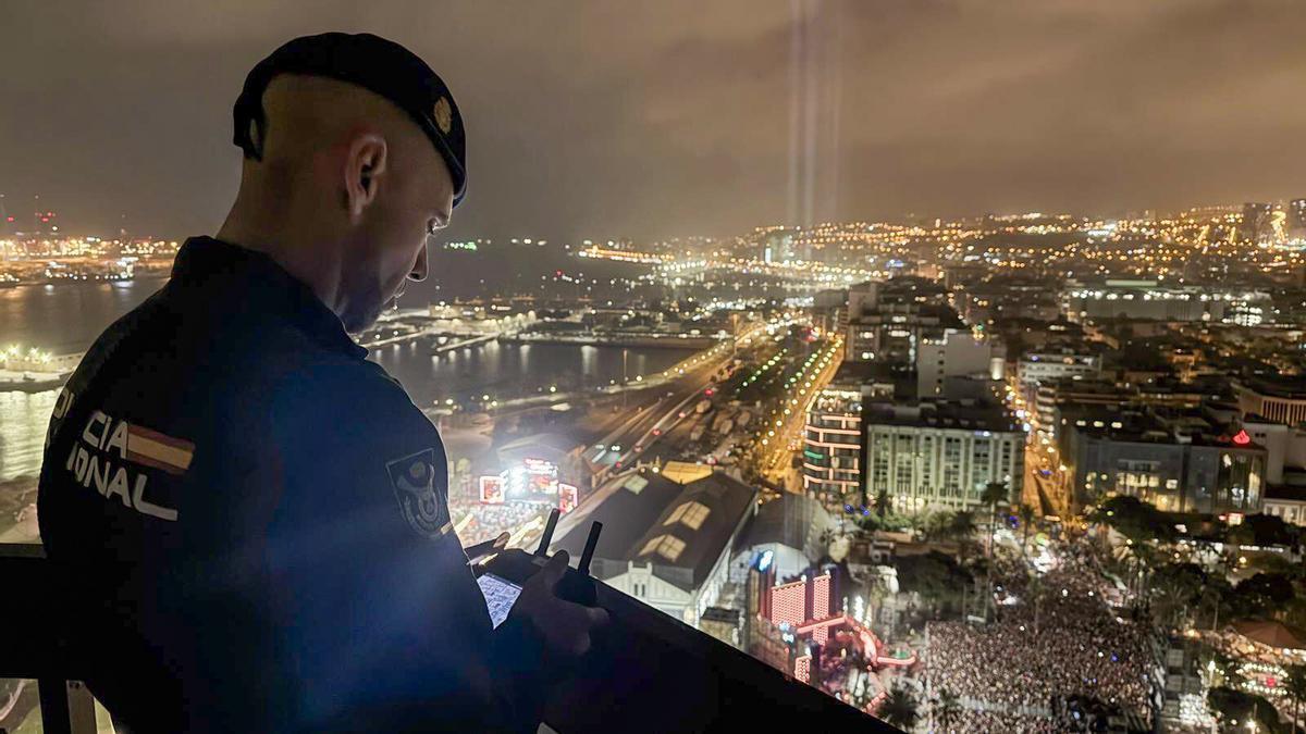El Carnaval de Las Palmas de Gran Canaria 2026: la Policía Nacional detiene a 20 personas e interviene 14 armas
