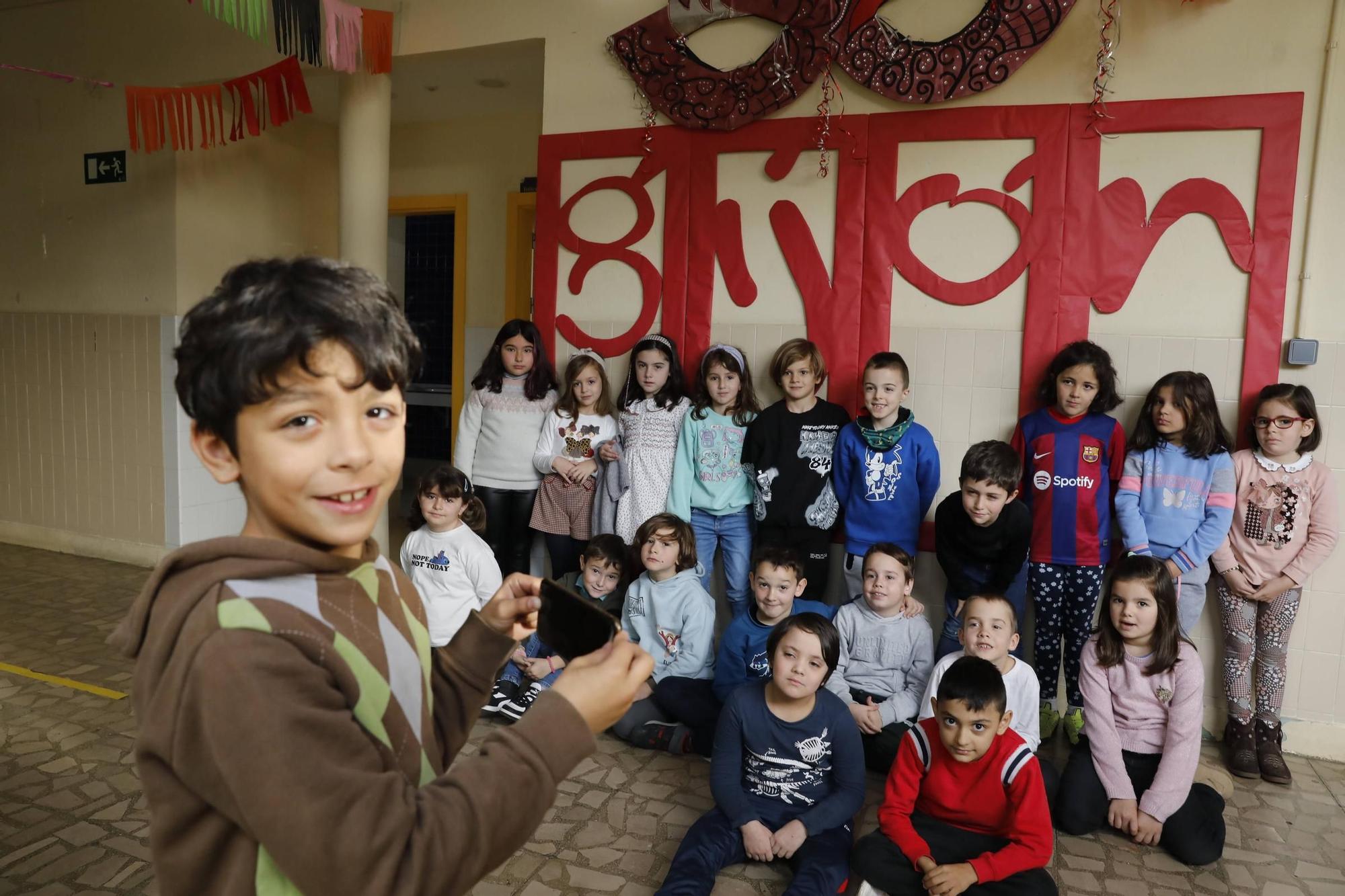 De aula en aula: El colegio Alfonso Camín, un pozo de sabiduría asturiana (en imágenes)