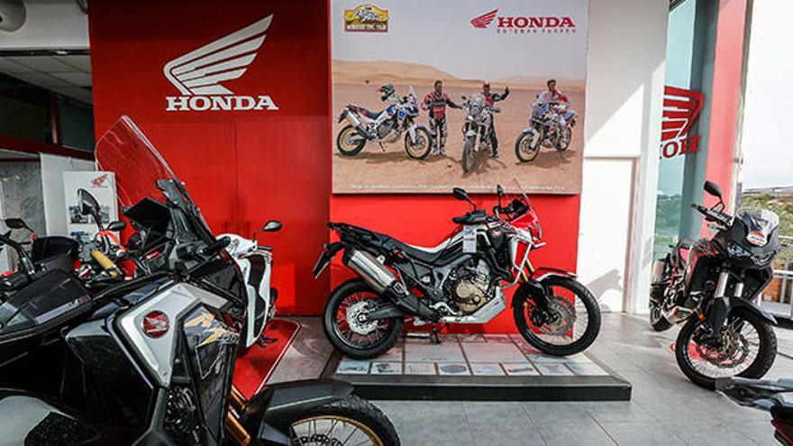 Conoce la nueva gama Adventure de Honda en el concesionario Esteban Parres