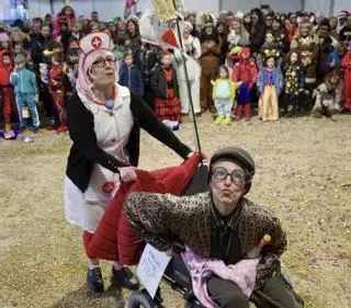 Val do Dubra mestura a maxia de circo e Entroido