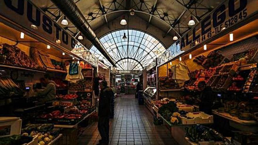 Interior del Mercado de Abastos.