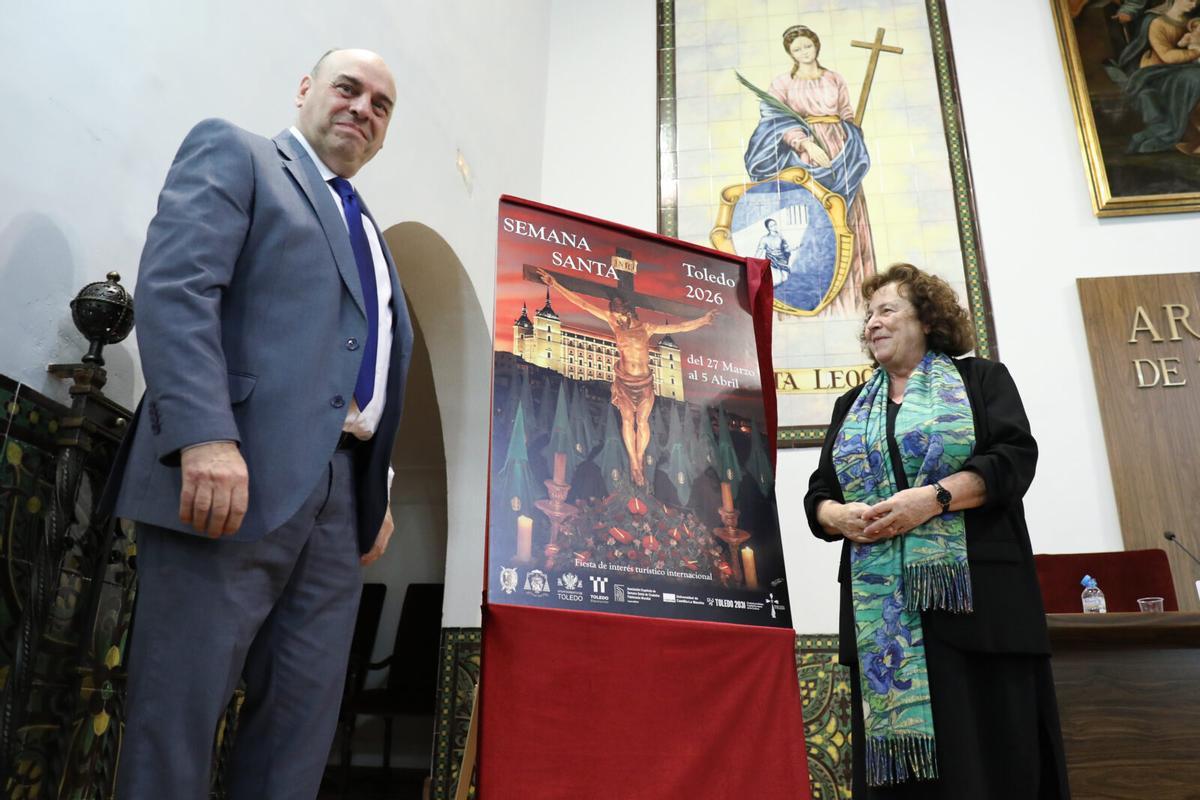 Juan Carlos Sánchez y Ana Pérez desvelan el cartel anunciador de la Semana Santa 2026 de Toledo